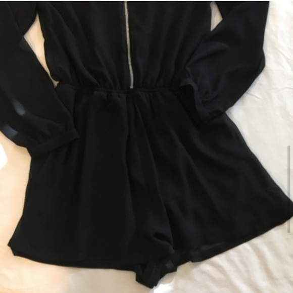 Express Romper - Picture 4 of 8